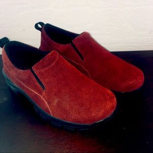 Women’s Lands End Suede Clogs